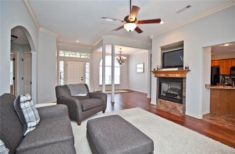193 Dawn Dr, Centerton, AR 72719 photo 3