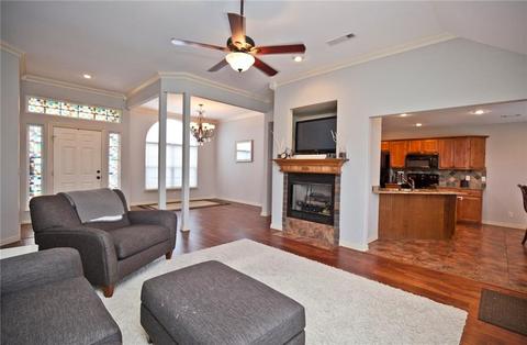 193 Dawn Dr, Centerton, AR 72719 photo 4