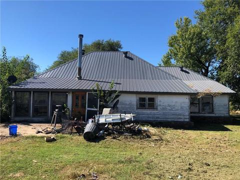22109 North Rd, Summers, AR 72769 photo 5