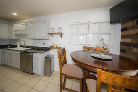 411 Division St, Centerton, AR 72719 photo 10