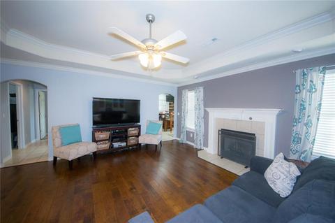 411 Division St, Centerton, AR 72719 photo 4