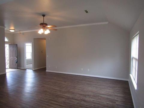 310 James Dr, Centerton, AR 72719 photo 7