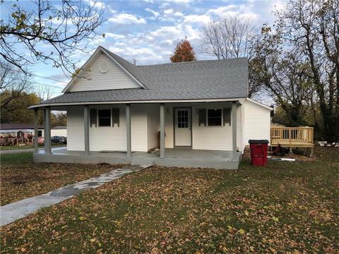 200 Chestnut, Exeter, MO 65647 photo 2