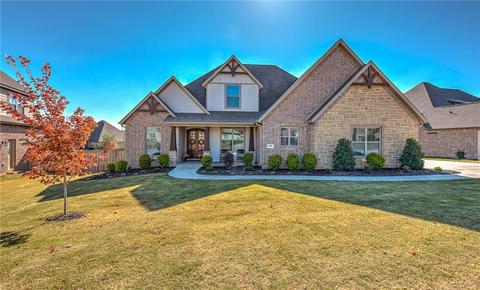 3000 Laurel Cir, Centerton, AR 72719 photo 1