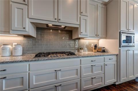 3000 Laurel Cir, Centerton, AR 72719 photo 8