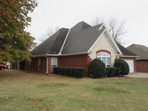 415 Chantilly Ave, Springdale, AR 72764 photo 3