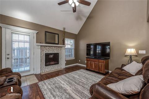1300 Apache Tr, Springdale, AR 72764 photo 3