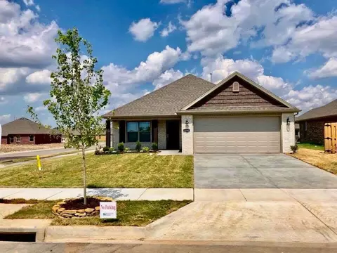 1010 Tulip, Centerton, AR 72719 photo 1