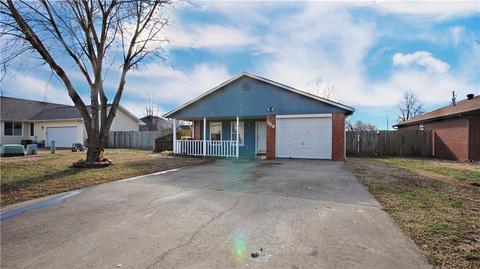 509 Ford St, Centerton, AR 72719 photo 1