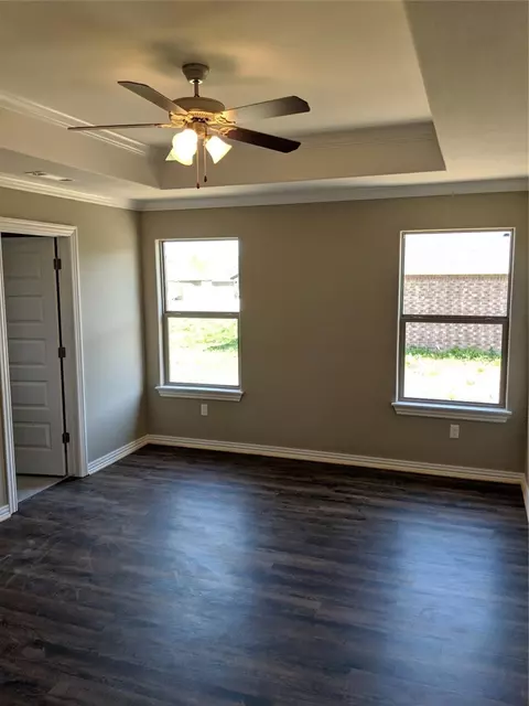243 Alexandra Loop, Elkins, AR 72727 photo 9