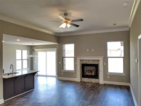 243 Alexandra Loop, Elkins, AR 72727 photo 4