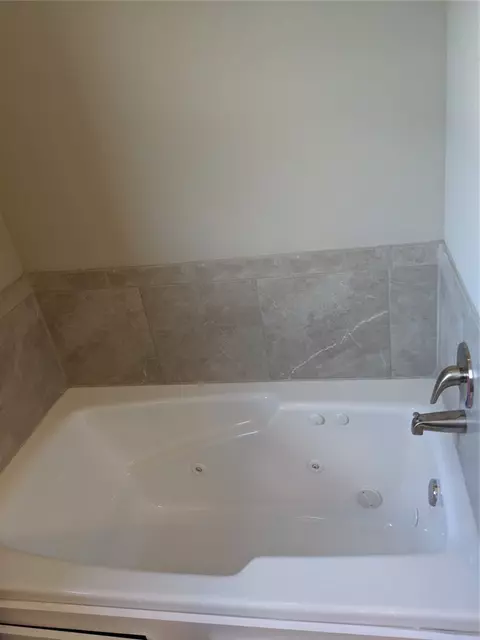 243 Alexandra Loop, Elkins, AR 72727 photo 13