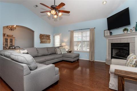 202 E Hailey Dr, Centerton, AR 72719 photo 9