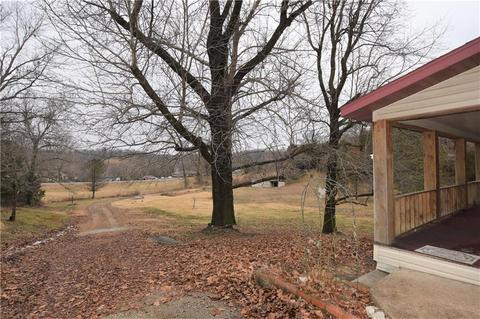 705 E Maness St, Anderson, MO 64831 photo 4