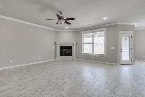 1226 Bradley, Centerton, AR 72719 photo 2