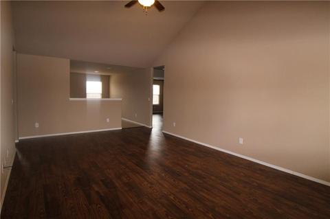 103 E Southpointe Ave, Rogers, AR 72758 photo 3