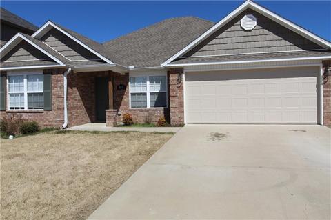 103 E Southpointe Ave, Rogers, AR 72758 photo 2