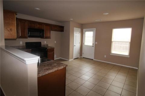 103 E Southpointe Ave, Rogers, AR 72758 photo 6