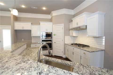930 Bob Glen Cir, Centerton, AR 72719 photo 2