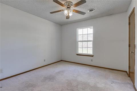 1900 Thrush St, Springdale, AR 72764 photo 14