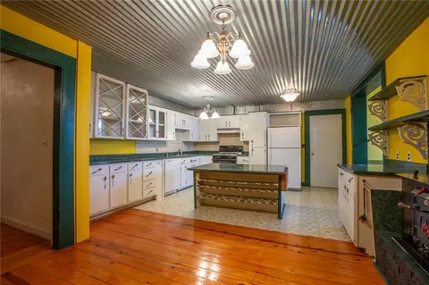 41 N Cedar Ave, West Fork, AR 72774 photo 3