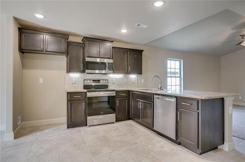 1007 E Sumac St, Rogers, AR 72756 photo 9