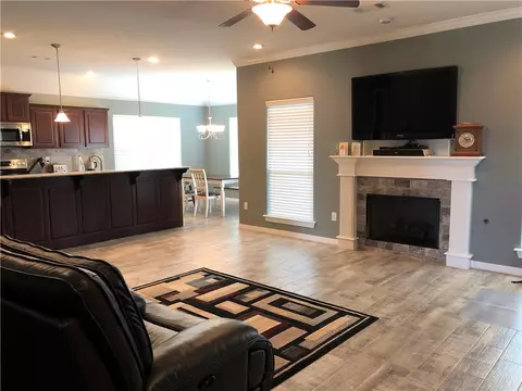 300 Napoli Ln, Centerton, AR 72719 photo 3