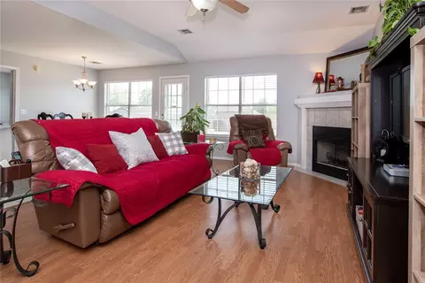 701 Patty Ln, Centerton, AR 72719 photo 3