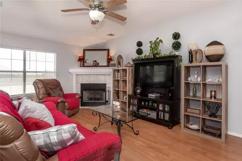 701 Patty Ln, Centerton, AR 72719 photo 4