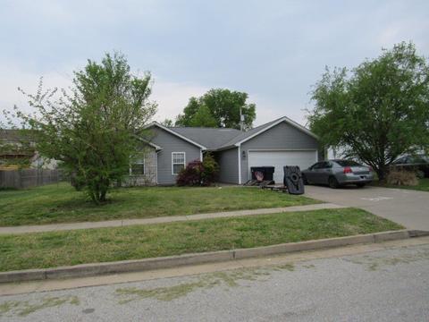 930 Hawthorne Loop, Webb City, MO 64870 photo 1
