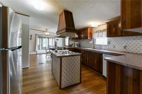 361 Goldfinch, Shell Knob, MO 65747 photo 10
