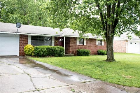 2011 Dee Ave, Springdale, AR 72762 photo 1