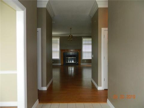 1317 Forest St, Springdale, AR 72764 photo 4