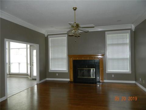 1317 Forest St, Springdale, AR 72764 photo 5