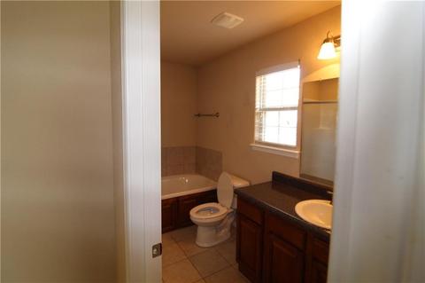 400 E Laurel Ave, Rogers, AR 72758 photo 12