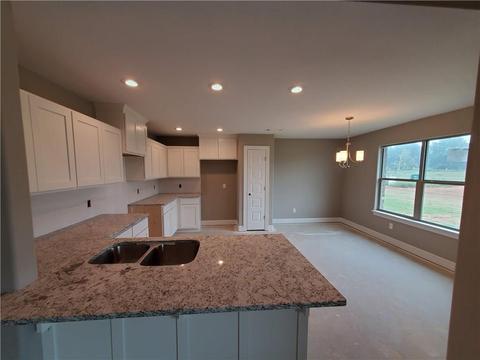 7791 Phoenix Ave, Springdale, AR 72762 photo 6