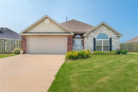110 E Post Rd, Rogers, AR 72756 photo 1