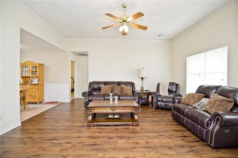 411 Woods Dr, Centerton, AR 72719 photo 2