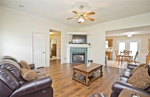 411 Woods Dr, Centerton, AR 72719 photo 3