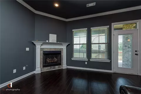 601 Tamarron Dr, Centerton, AR 72719 photo 2