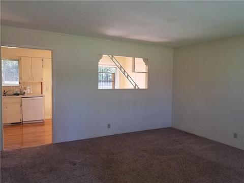 609 Cedar St, Springdale, AR 72764 photo 2