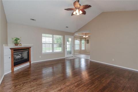 655 E Daisy Ln, Springdale, AR 72764 photo 4