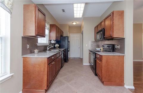 655 E Daisy Ln, Springdale, AR 72764 photo 9