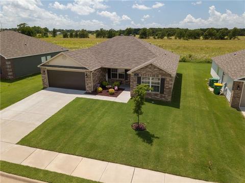 721 Morningside Dr, Centerton, AR 72719 photo 1