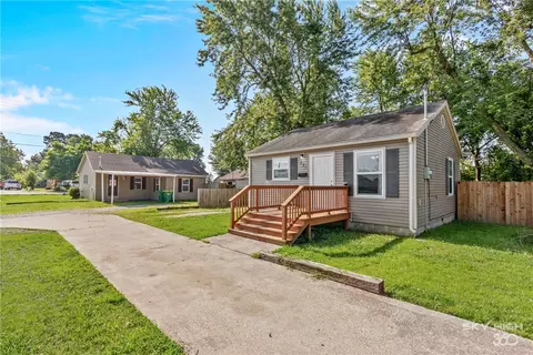 221 Raedels1316 Crutcher Raedels Ave, Springdale, AR 72764 photo 1
