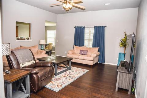 320 Willow Dr, Centerton, AR 72719 photo 2