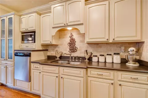 21623 Mackey Rd, Gentry, AR 72734 photo 9