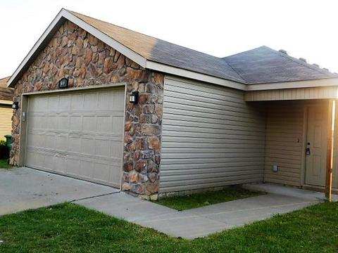800 Cascade Cir, Springdale, AR 72764 photo 1