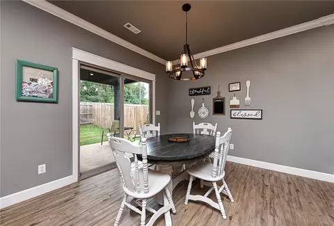 102 E Glendale Ln, Rogers, AR 72758 photo 9