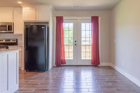 910 Windsor Ct, Gentry, AR 72734 photo 7